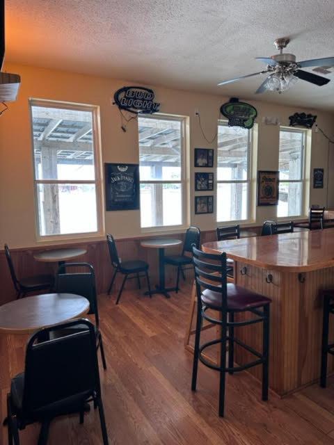 White Sands Inn, Marina, Bar & Grill Port Isabel Ngoại thất bức ảnh